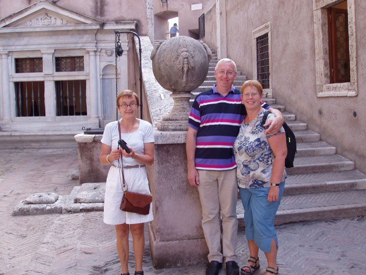 Fra Castel S. Angelo.